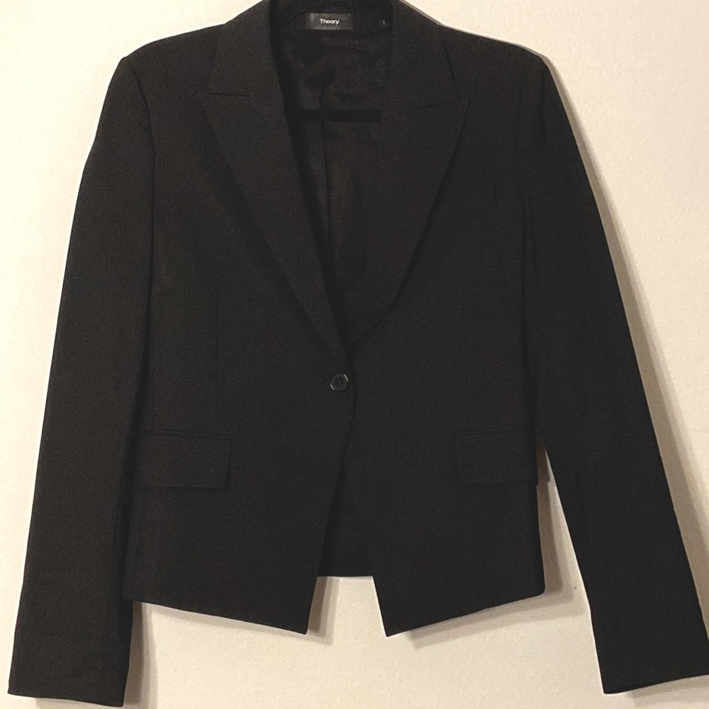 EUC Theory Brince Wool Black Blazer Size 10